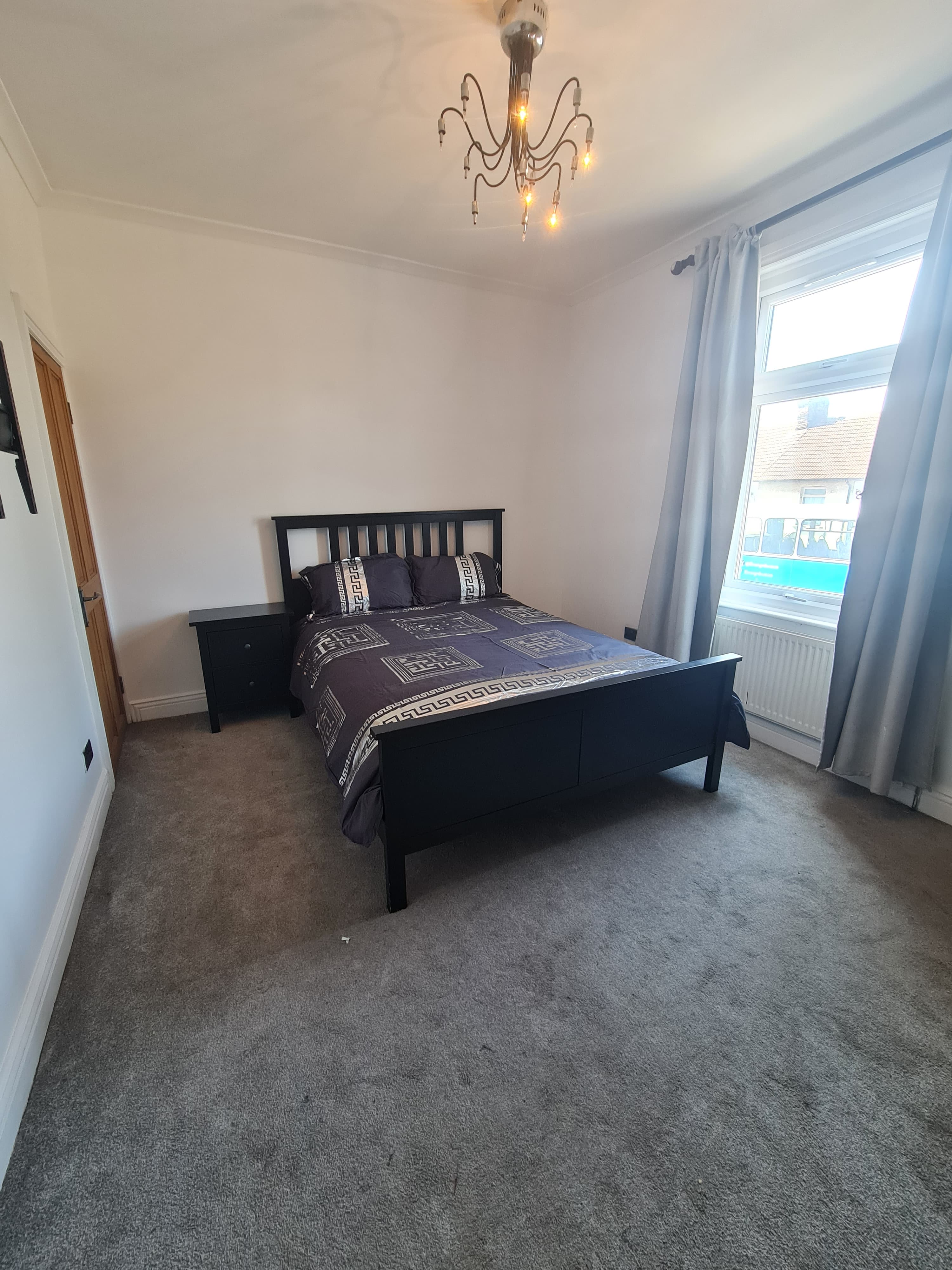 Chestnut Room 2 photograph 2
