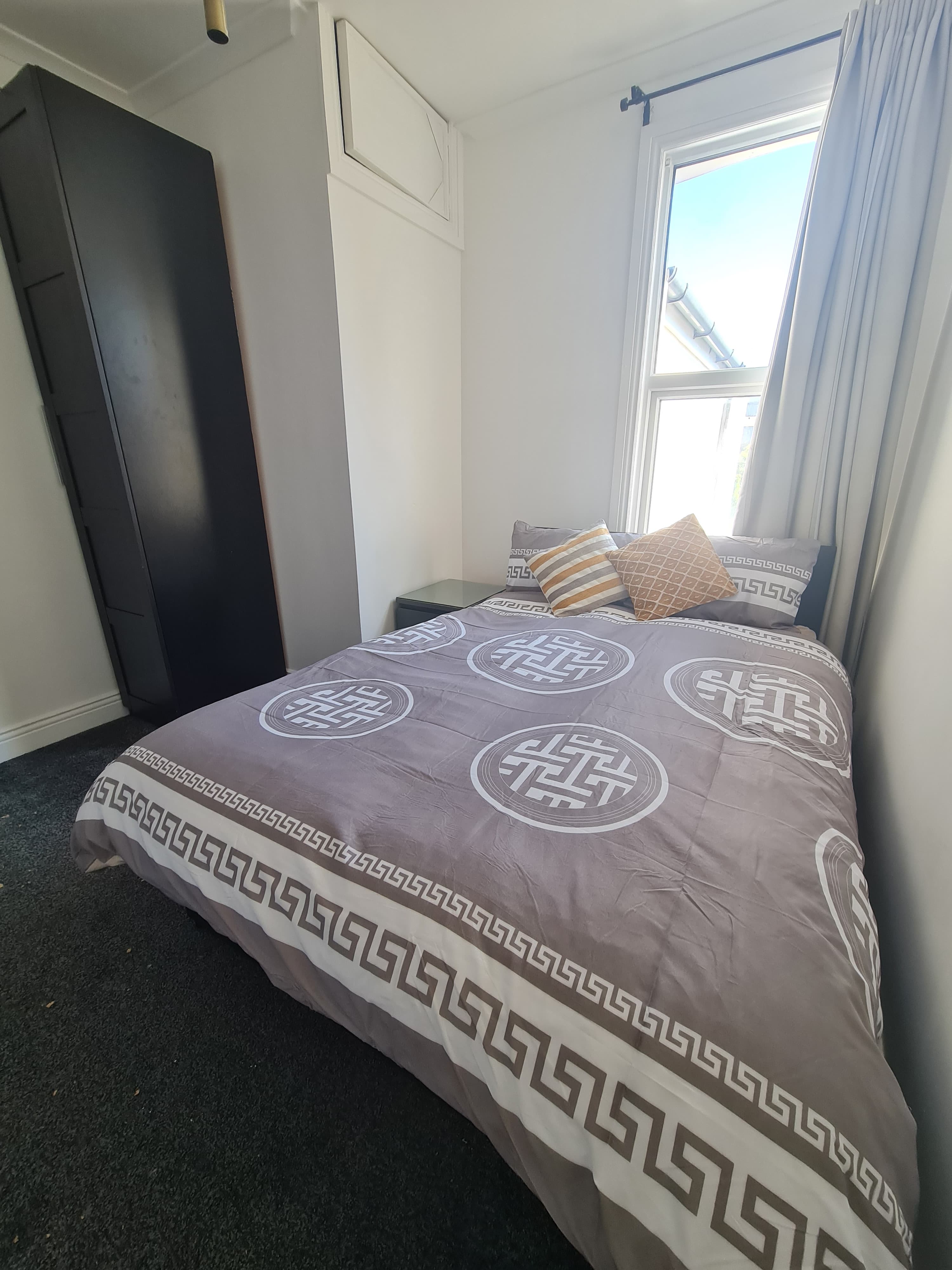 Chestnut Room 3