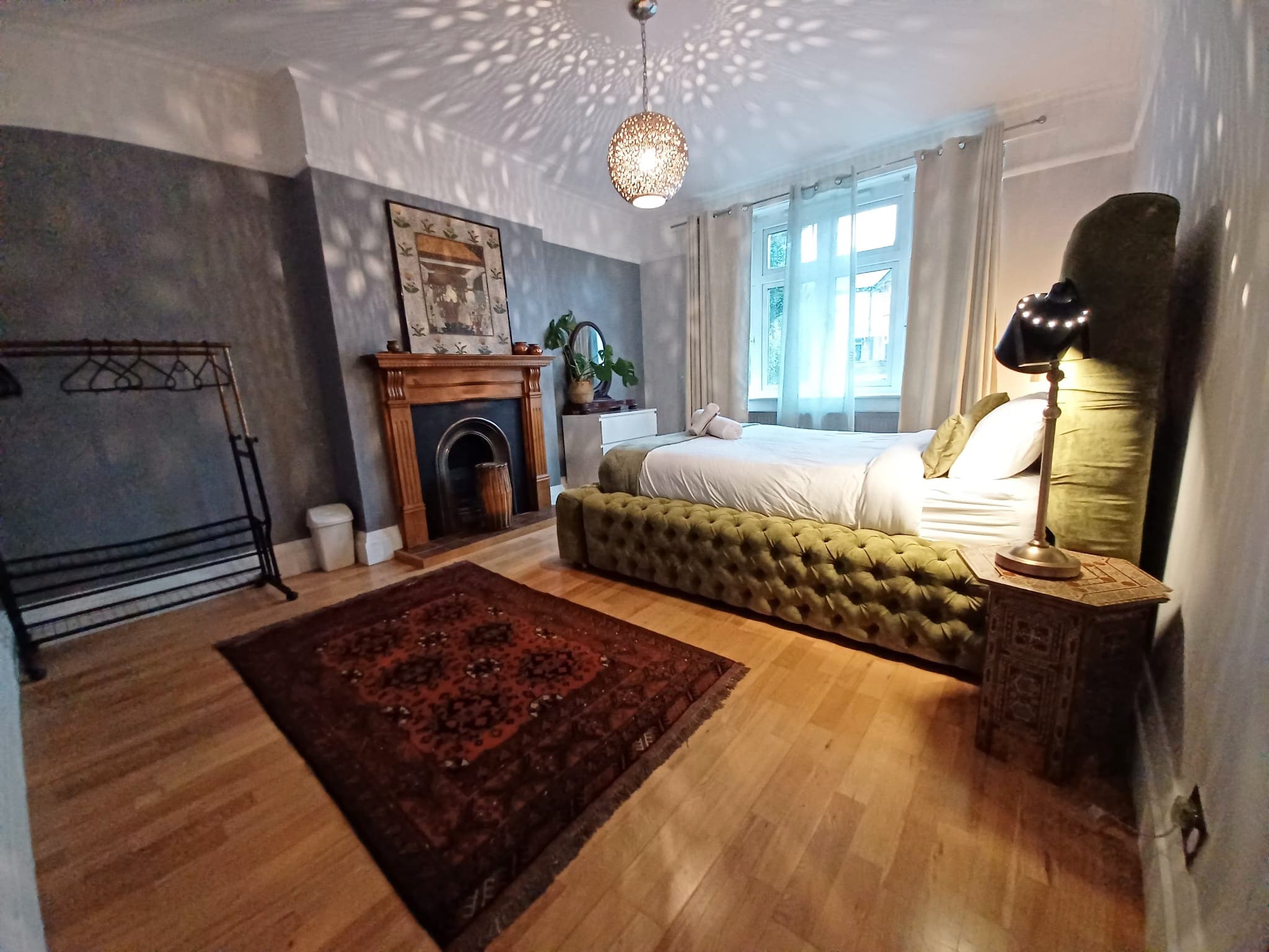 Gemstone Room 1 photograph 2