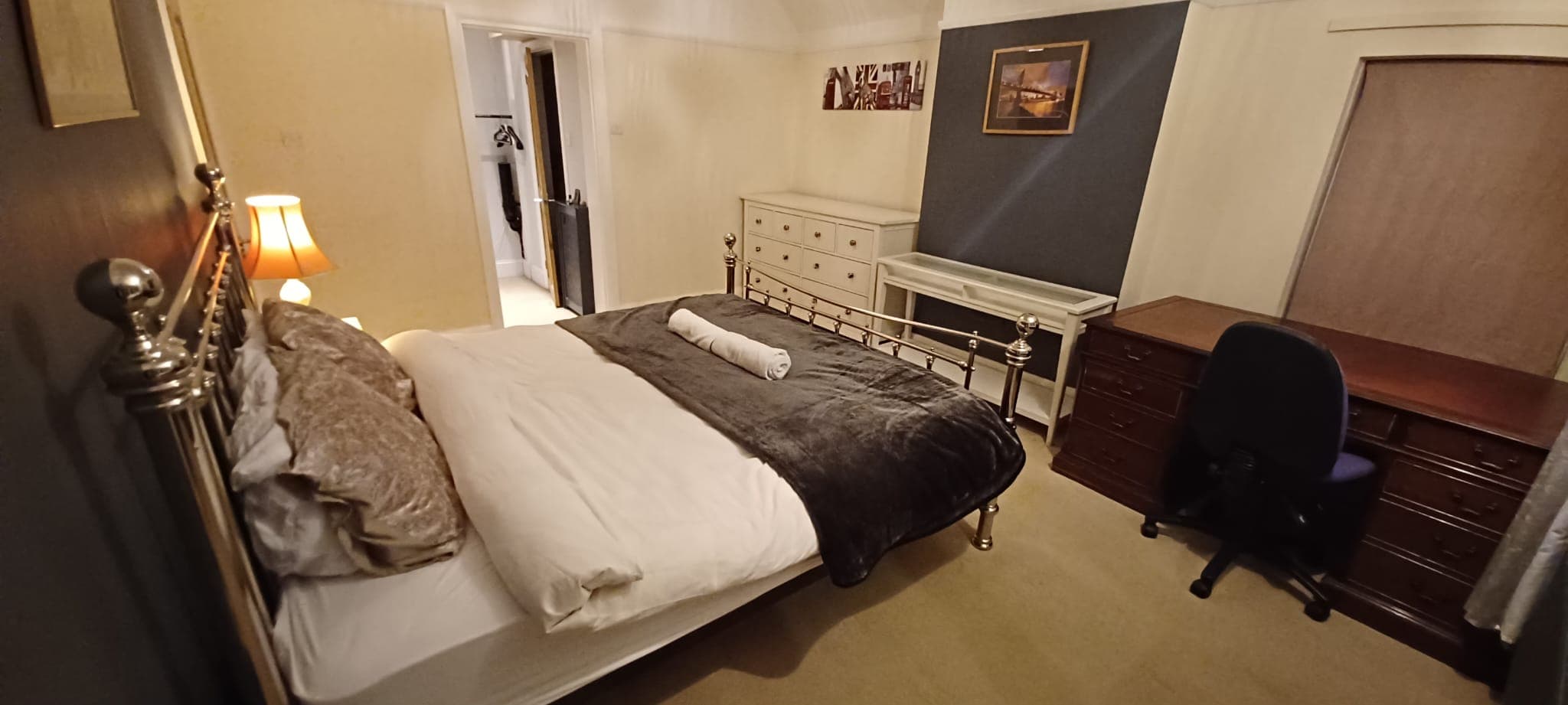 Gemstone Room 4 photograph 2