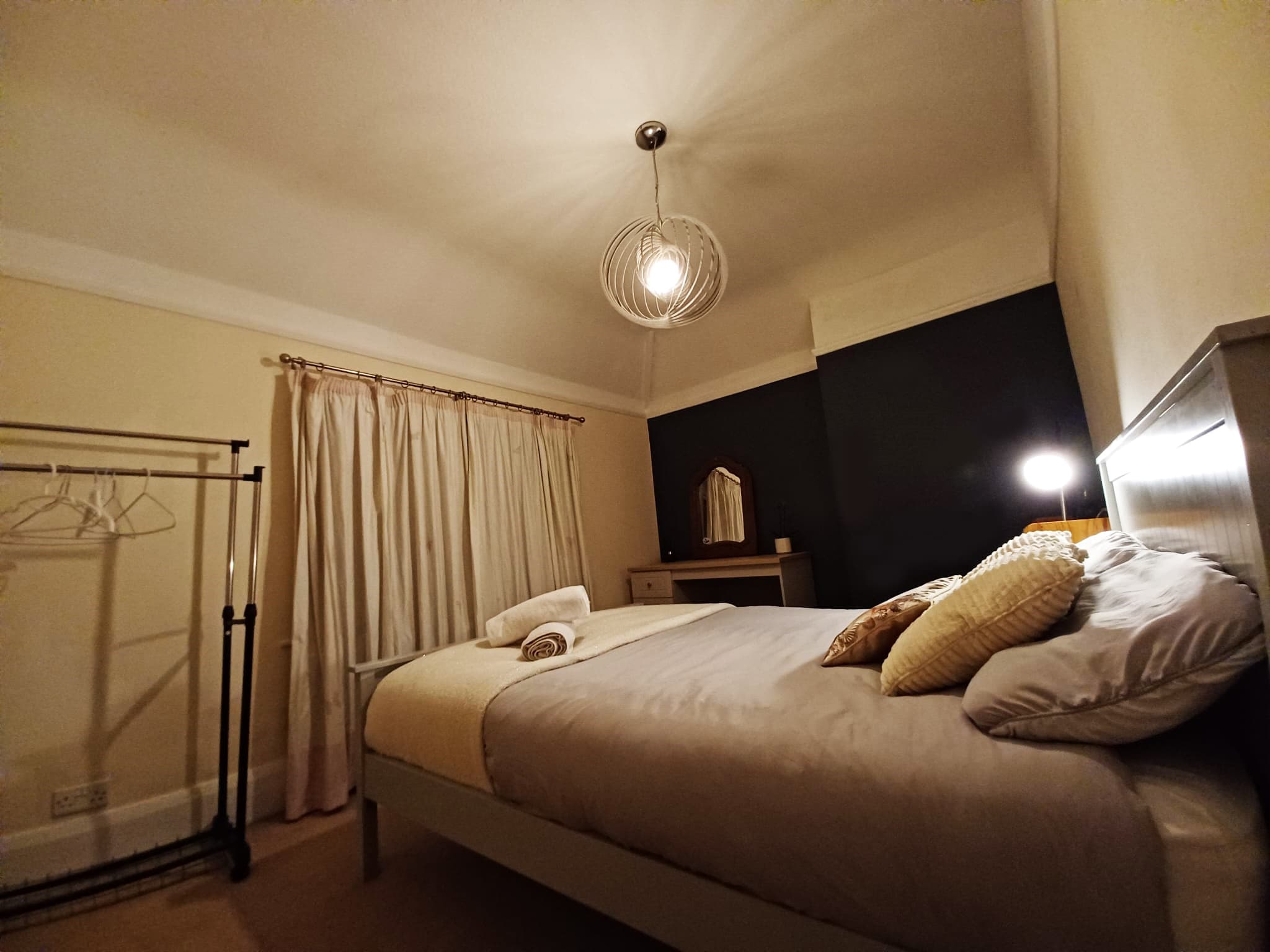 Gemstone Room 6 photograph 3