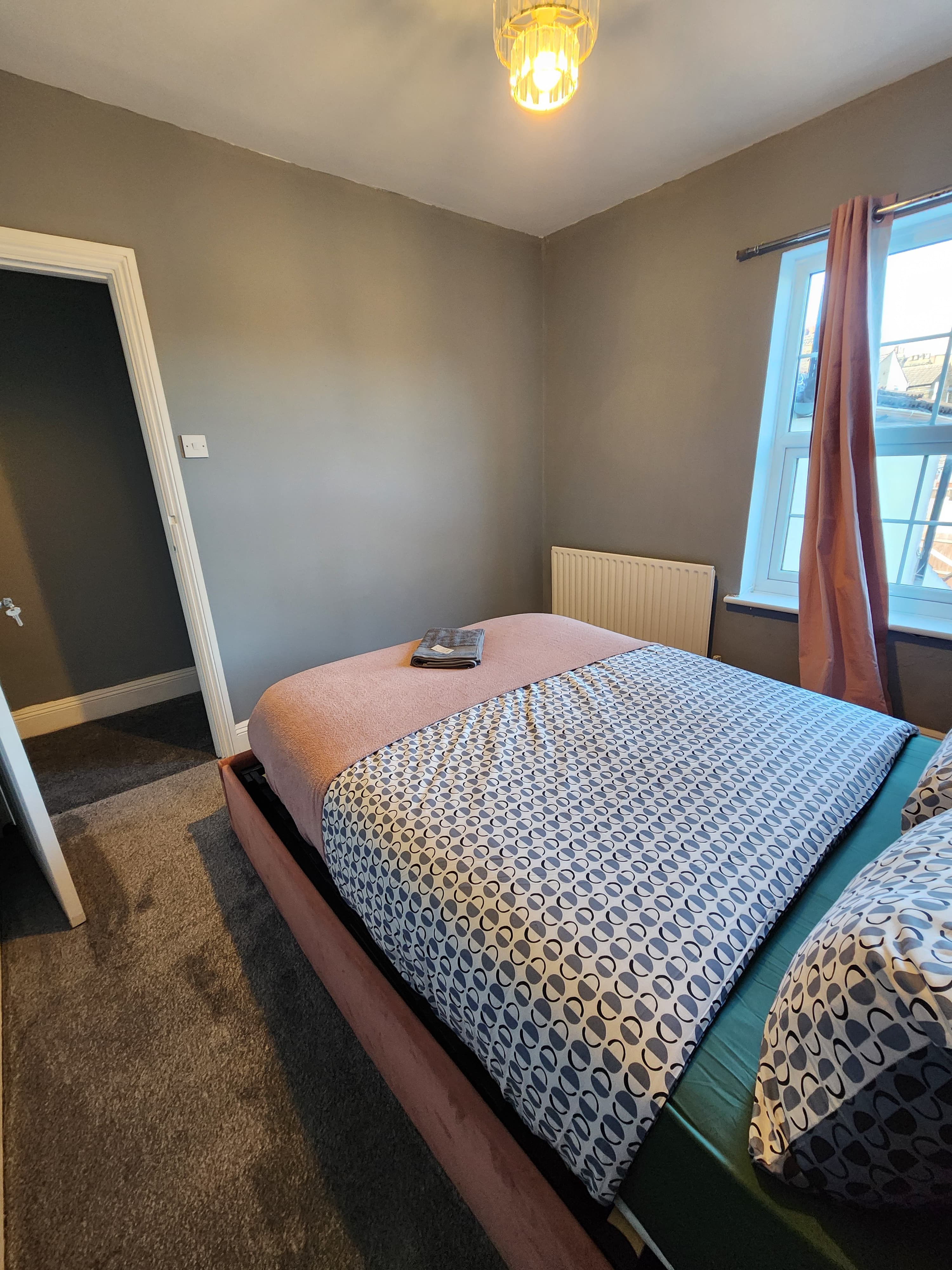 Ivy Room 3 photograph 2