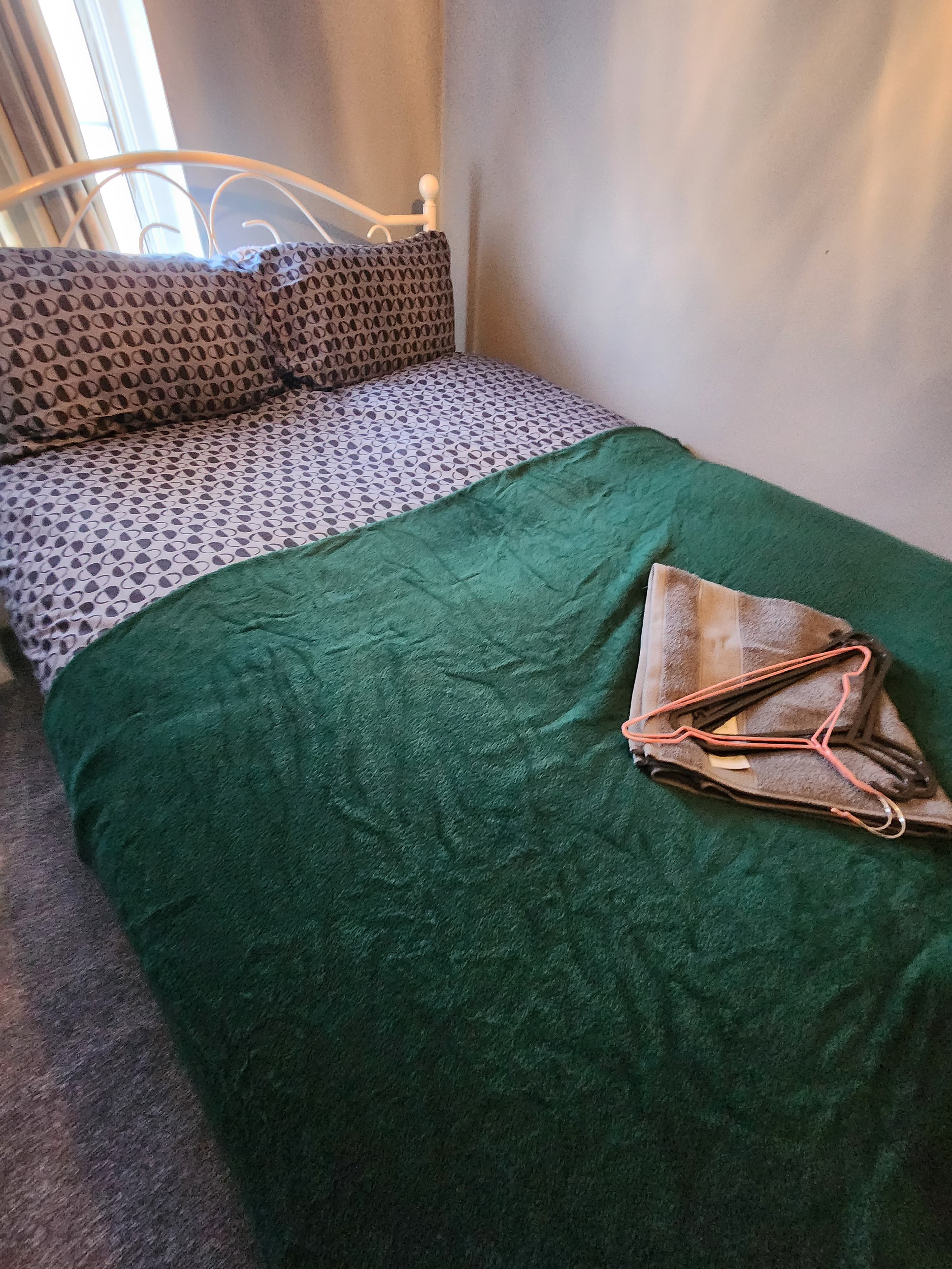 Ivy Room 4 photograph 3