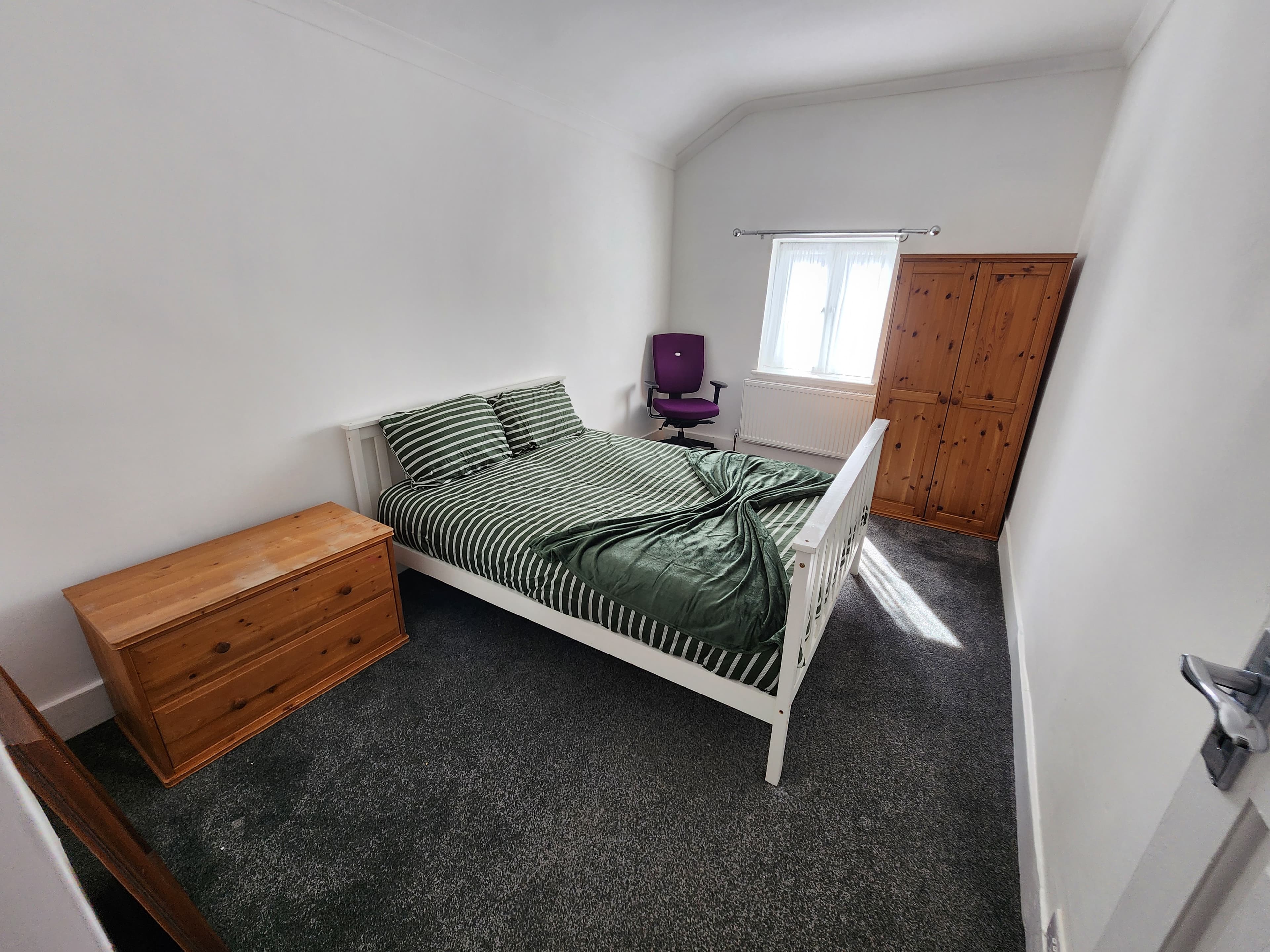 Maple Room 4 photograph 2