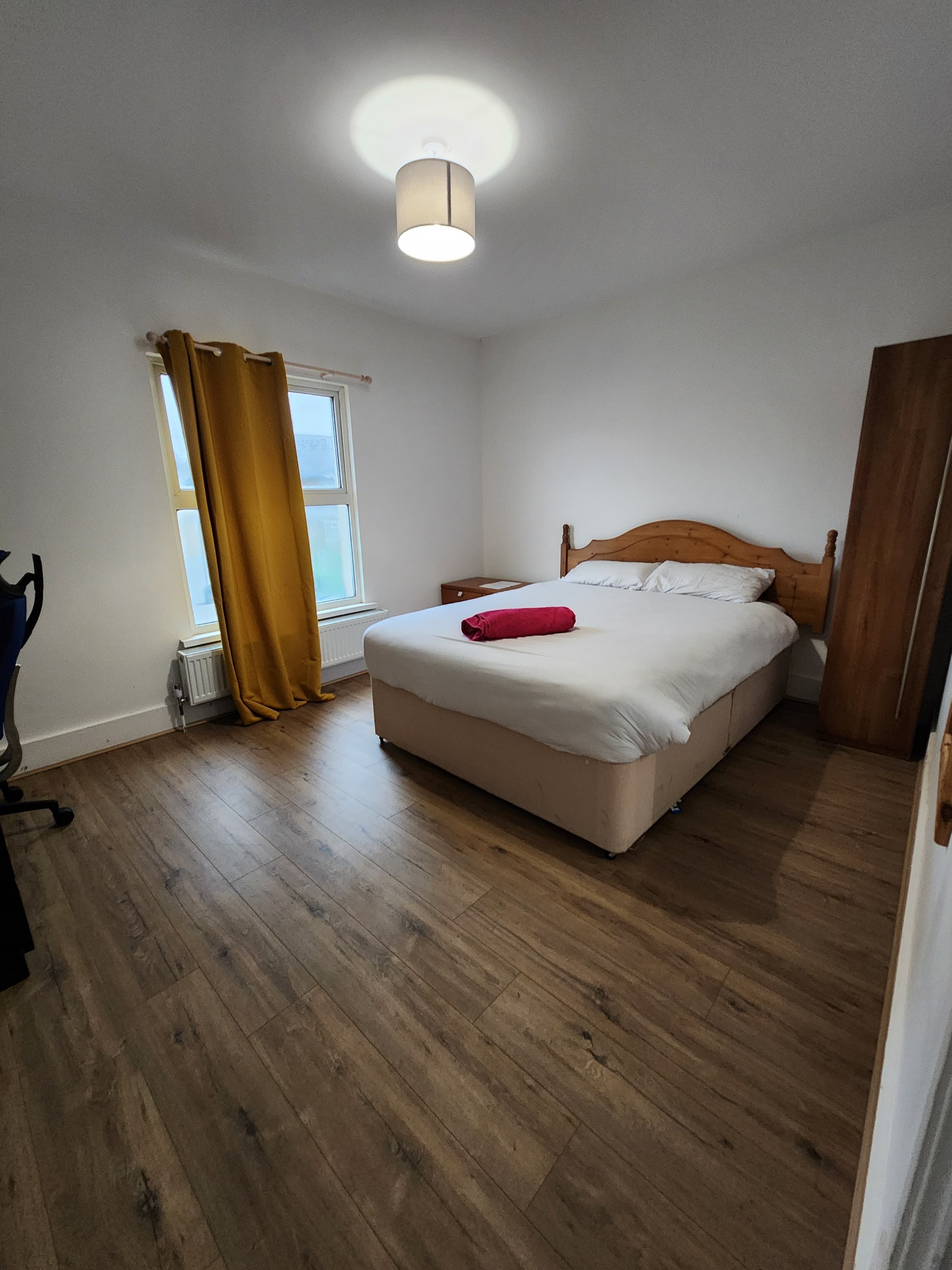 Oaks Room 2