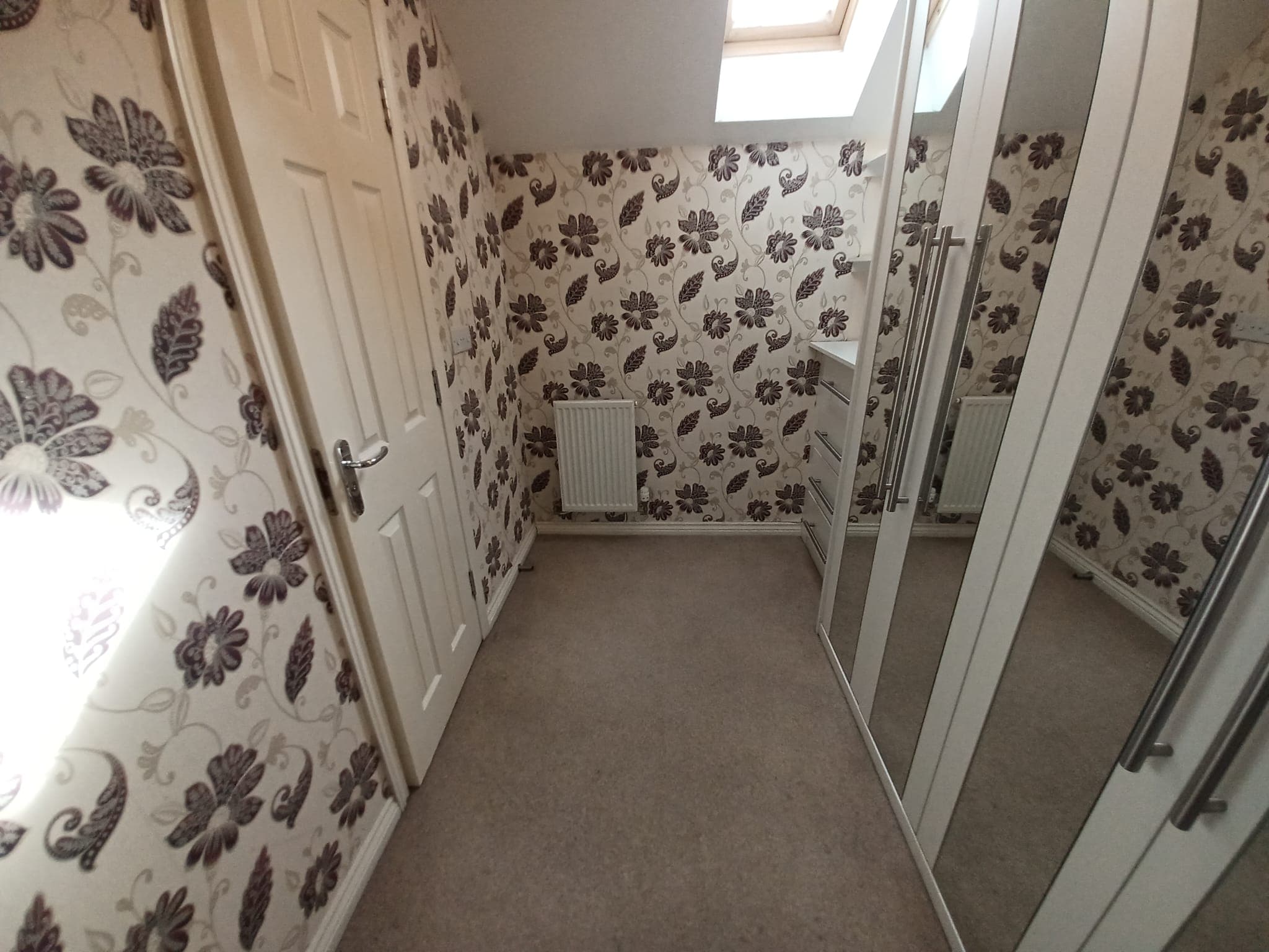 Rookery Room 4 photograph 3